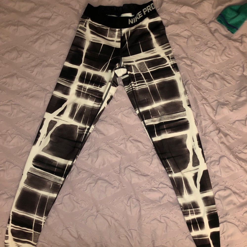 Nike leggings